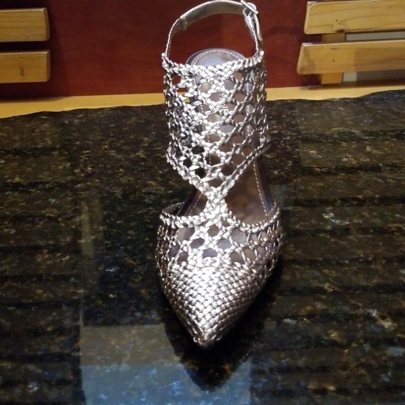 Donald Pliner Heels - Picture 4 of 7